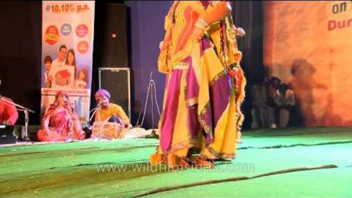 Amazing! Woman balancing pots and dancing on the swords - CR Park Durga Puja Celebrations