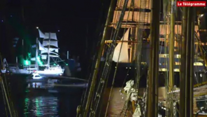 Tonnerres de Brest. La belle parade du dimanche soir