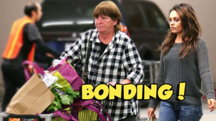 Mila Kunis Bonds With Ashton Kutcher's Mom - Mila Kunis And Ashton Kutcher