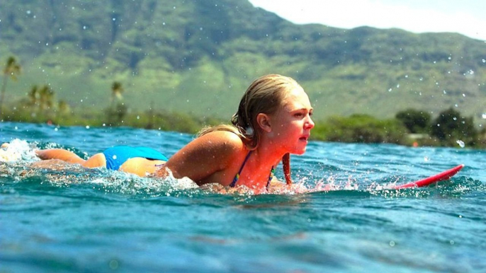 AnnaSophia Robb Takes on a Shark in Soul Surfer