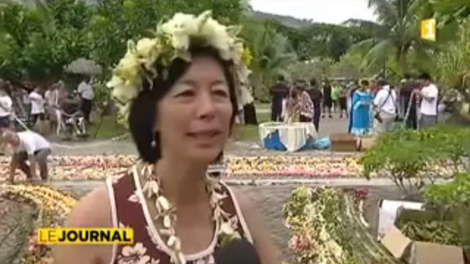 Record battu pour le Téléthon  3,126 km, le plus long collier de fleurs