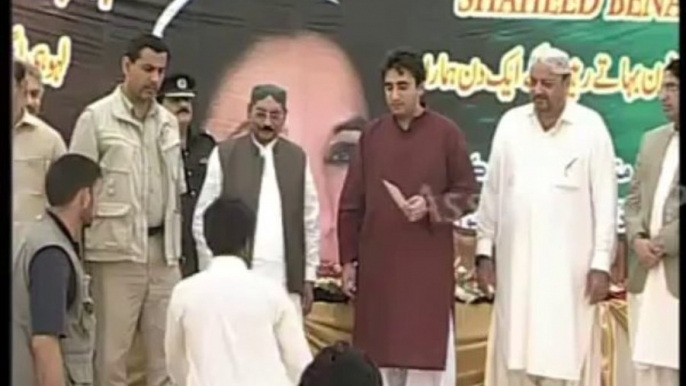 Bilawal Bhutto Zardari distributing cheques on Benazir Bhutto birthday