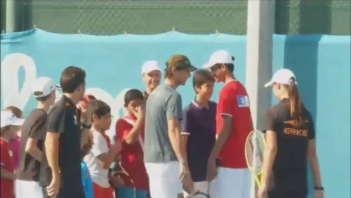 Rafael Nadal at the Tennis Clinic in Abu Dhabi (27-12-2013)