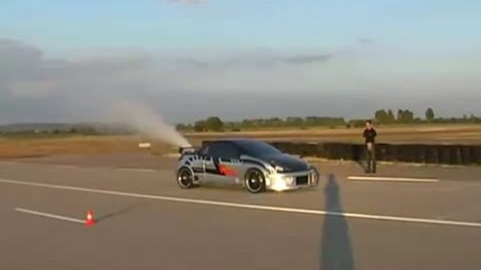 WATER ROCKET CAR 0-200 kph in 2.1 seconds