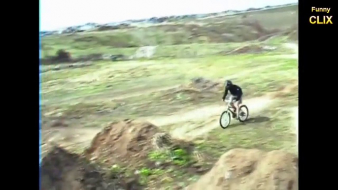 Compilation des plus belles gamelles et chutes en BMX... Violent!