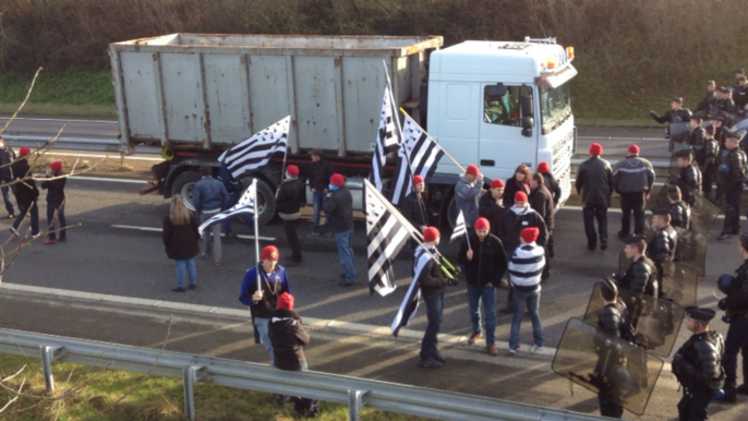 Manifestation de Bonnets rouges