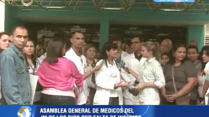 Médicos del hospital JM de los Ríos protestan por falta de insumos en el centro asistencial