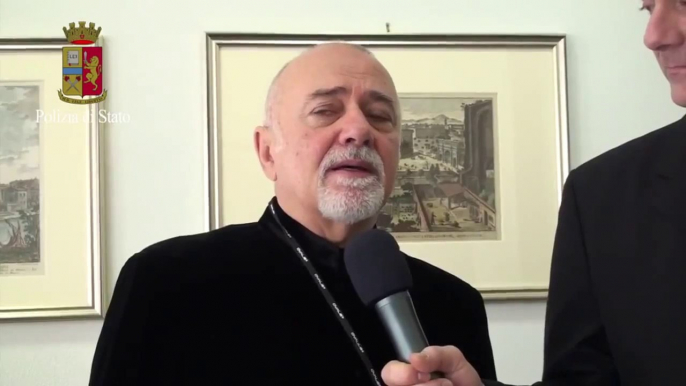 Polizia di Stato - Calendario della Polizia di Stato 2014 intervista a Giorgio Faletti (06.12.13)