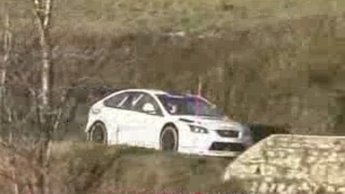 Essais Ford Focus WRC (décembre 2006)