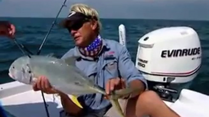 Addictive Fishin_ The Rockpiles - GOLIATH GROUPER in shallow water