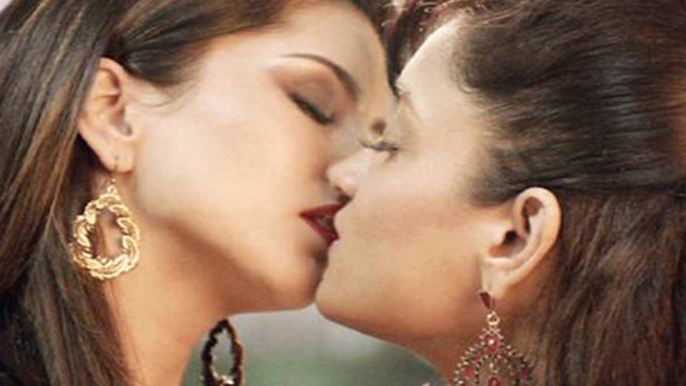 Sunny Leone And Sandhya Mriduls Lip Lock In Ragini MMS 2