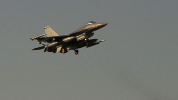 U.S. deploys fighter jets to Poland, sends message to Russia