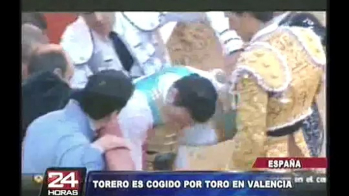 España: torero Enrique Ponce resulta herido por corneada de toro durante corrida