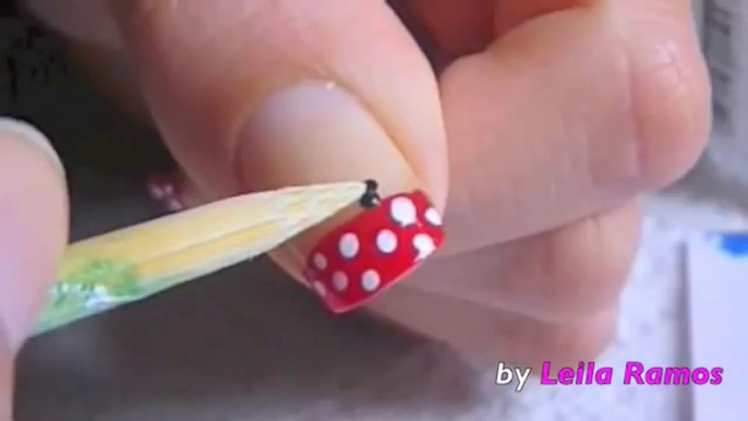 Unhas da Minnie Mouse - Nail Art Minnie Mouse