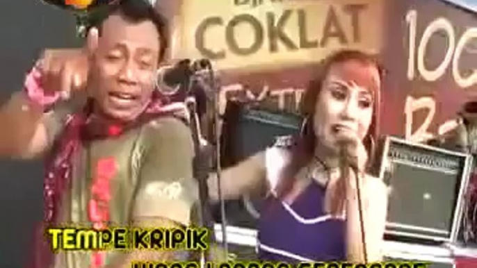 VIDEO HOT OM Sagita  Dangdut Koplo Asololey  -  WATU CILIK - Artis Cantik Eny Sagita