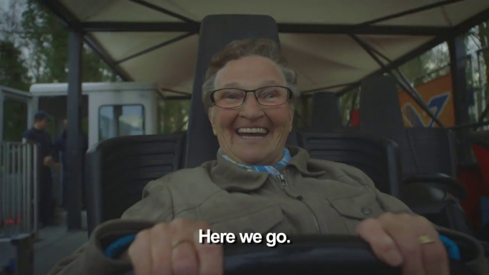 Grandmother Riding Roller Coaster For First Time Will Make You Happy