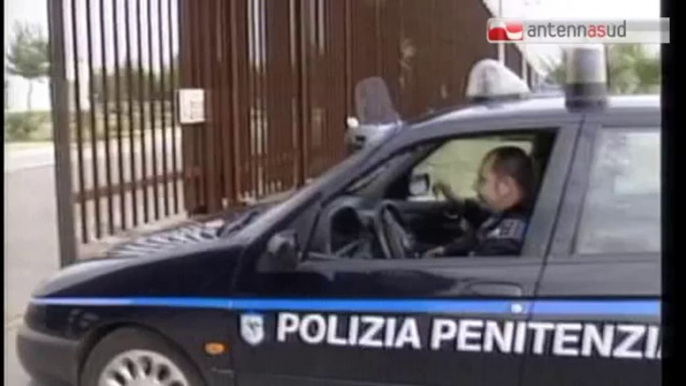 TG 23.04.14 Detenuto tenta suicidio nel carcere di Lecce