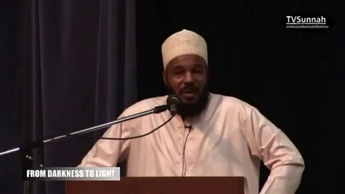 Dr. Bilal Philips - How I came to Islam - (From Darkness To Light )