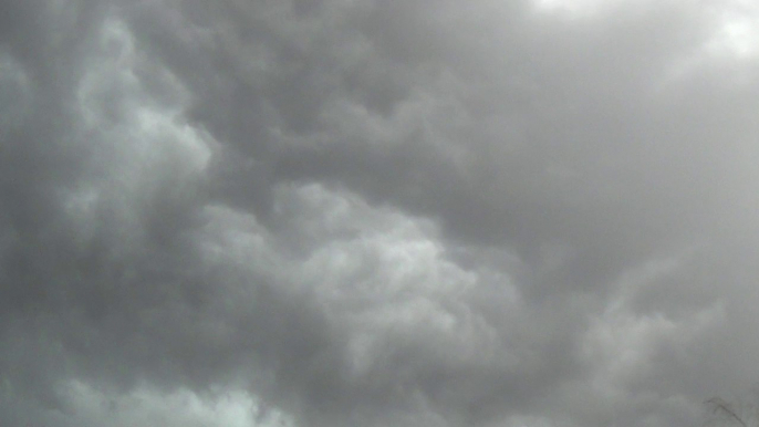 Unbelievable storm cloud motions North Carolina