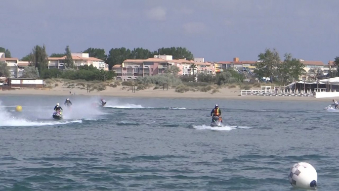 DESNOS MICHEL PRESENTE COURSE DE JET SKI CHAMPIONNAT AU CAP D AGDE 18 5 2014