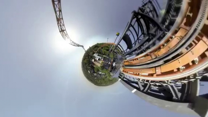 6 GoPro on a Roller Coaster : awesome 360° vision!