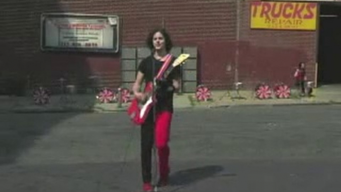 The White Stripes - hardest button to button