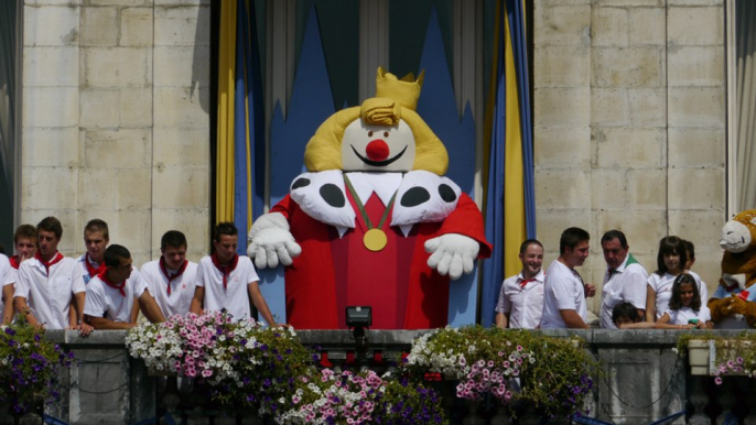 le réveil du Roi Léon aux Fêtes de Bayonne