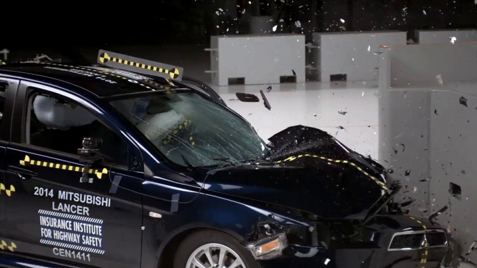 2014 Mitsubishi Lancer Crash Test - Acceptable