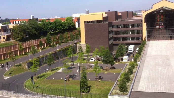 Cité du cinéma, de Luc Besson, vue du toit du collège Dora-Maar à Pleyel (Saint-Denis/Saint-Ouen)