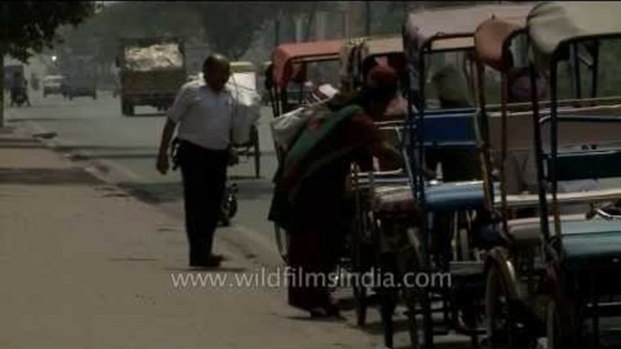 No autos, only rickshaws outside Delhi Metro stations