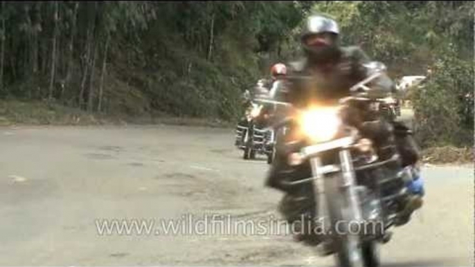 Easy Rider in India on Royal Enfield Bullet!