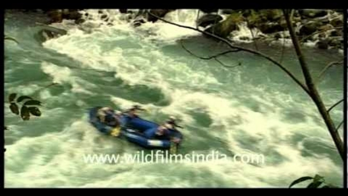 Extreme sport - River Rafting!!