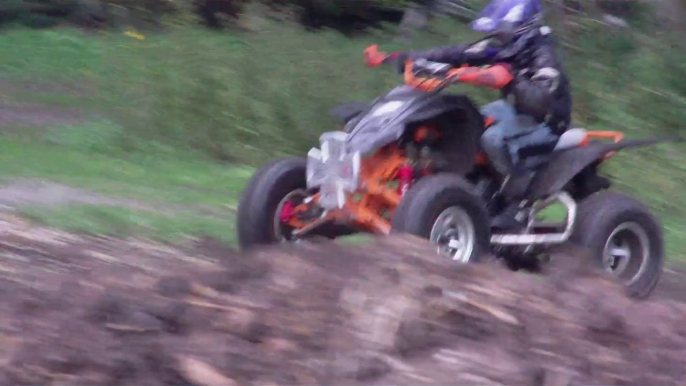 Adrien dompte le Krap'z quad à Gadoue-Gadoue Village