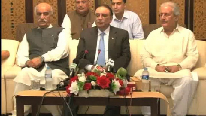 Dunya News - Dialogue, dialogue and dialogue is the solution: Asif Zardari