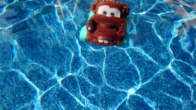 Pixar Cars Hydro Wheels Mater and Hydro Wheels Mack in the Pool