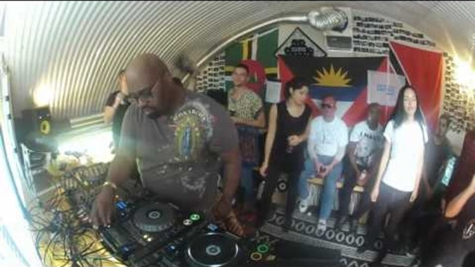 Frankie Knuckles Boiler Room DJ Set