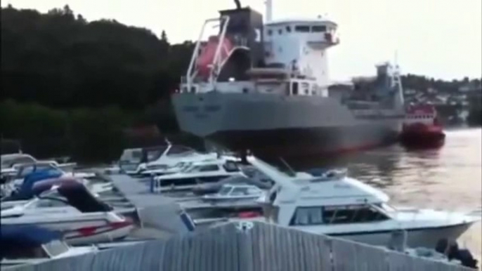 ship accidents caught on tape 2013 Fail  ship accidents caught on tape Fail accident 2013