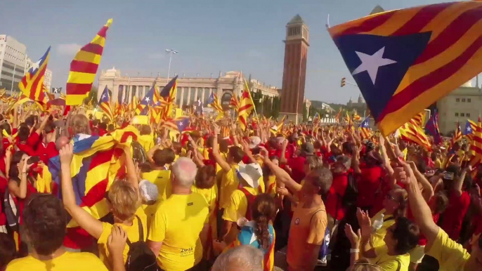 Record de la "V" de la Diada 2014 a Barcelona