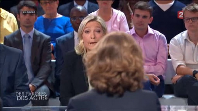 Marine Le Pen attaque Jean-Christophe Cambadélis sur ses supposés faux diplômes pendant "Des Paroles et Des Actes" sur France 2, jeudi 18 septembre 2014