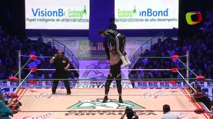 Máscara Dorada, Valiente, Volador Jr. vs Euforia, Mr. Niebla, Thunder