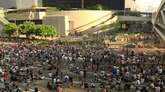 Hong Kong protesters hold 'umbrella protest'