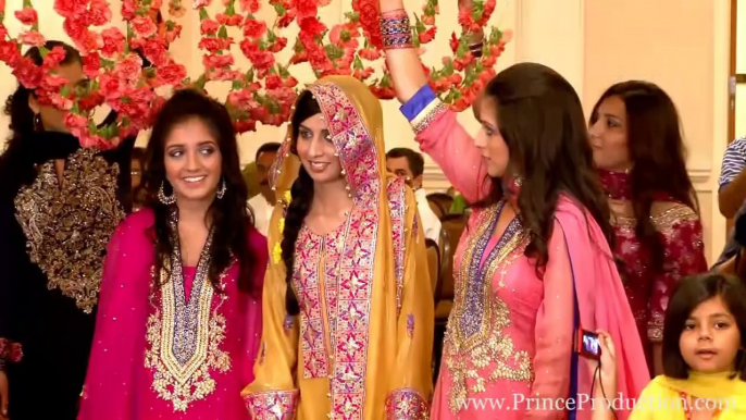 Modern Wedding Ceremony - 002 - Mehndi Highlights - Maria & Adil