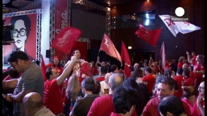 Dilma Rousseff gana por la mínima en las presidenciales brasileñas