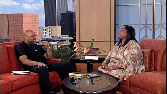 Praise The Lord Tulsa 102414 pt1 - Pastor Melvin F. Cooper World Won for Christ interviews Dell Edgehill  from Single Women, Single Mothers