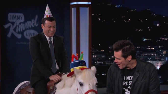 Le cadeau d'anniversaire de Jim Carrey à Jimmy Kimmel