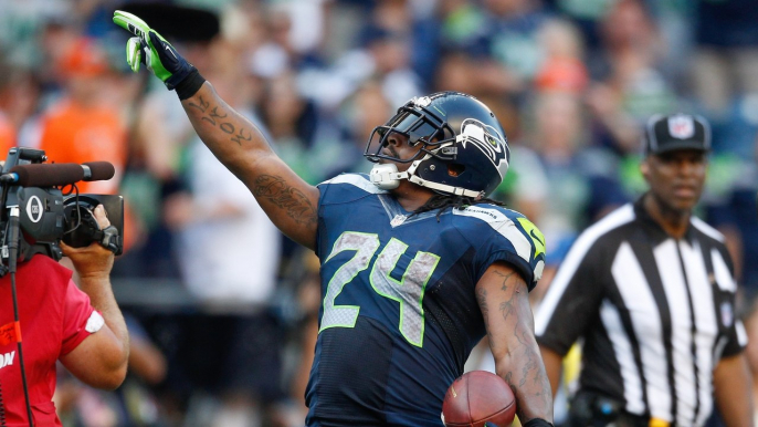 Marshawn Lynch Returns Wallet to Seahawks Fan