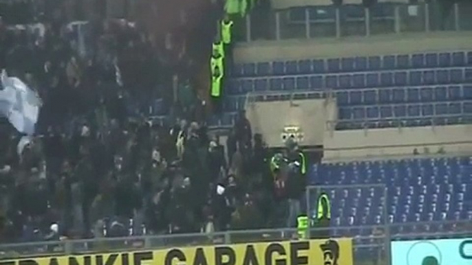 Scontri ultras Roma - Lazio 6/12/09