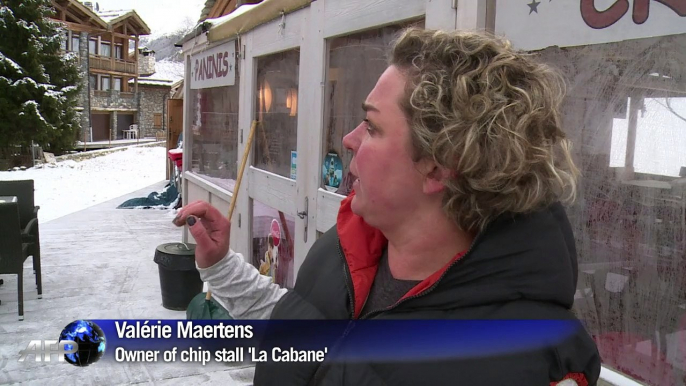 Ski resort patrons defend chip stall at bottom of slopes