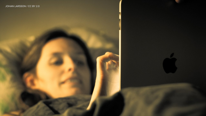 Why Your Tablet Might Be Responsible For Your Groggy Morning