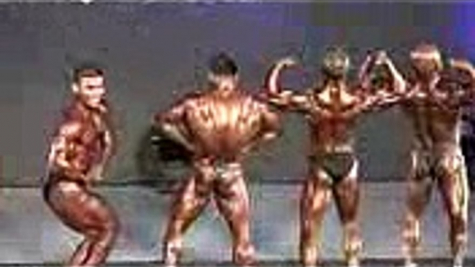 Bodybuilding motivation Below 65kg Pose Down Ronnie Coleman  Arnold Shwazenger